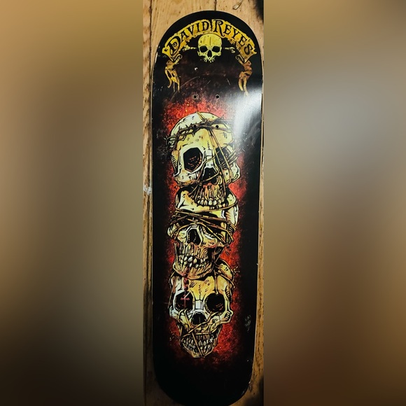 Techne Skateboard deck featuring artist, David Reyes the ties that bind 8.25 - Picture 1 of 1
